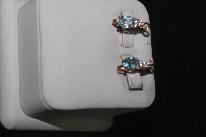 Серьги золотые с камнями  585 проба 2,30 гр 1,5 см (ФМ)