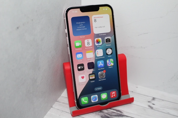Смартфон Apple iPhone 13 128 ГБ
