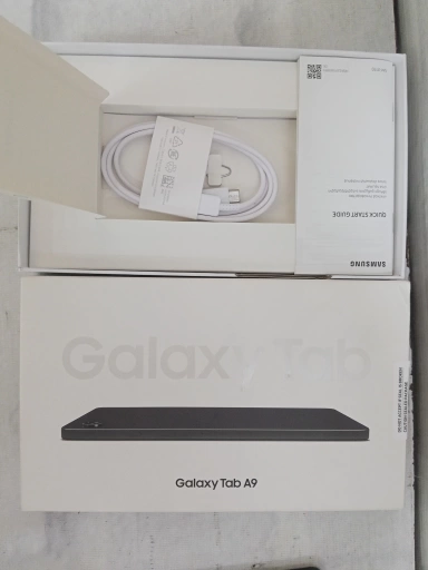 Планшетный компьютер Samsung Galaxy Tab A9 4/64Gb