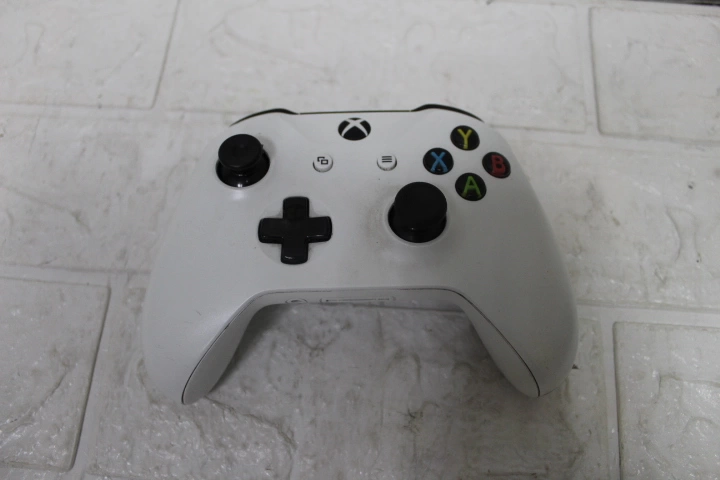 Игровая приставка X-Box One Microsoft S 1000 ГБ