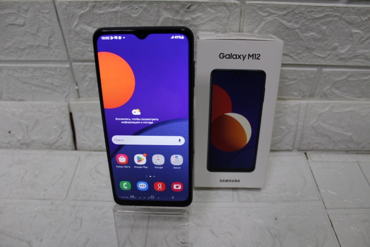 Смартфон Samsung Galaxy M12 3/32 ГБ