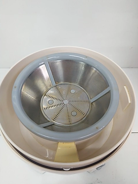 Соковыжималка Elenberg JM-5031