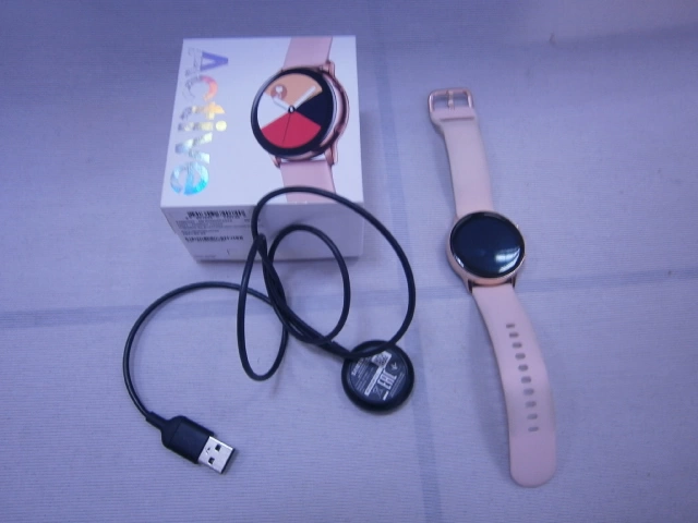 Часы наручные Samsung Galaxy Watch Active 655C