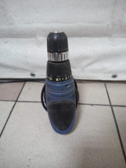 Шуруповерт Dexter Power J1Z-HW06-10, 300 Вт