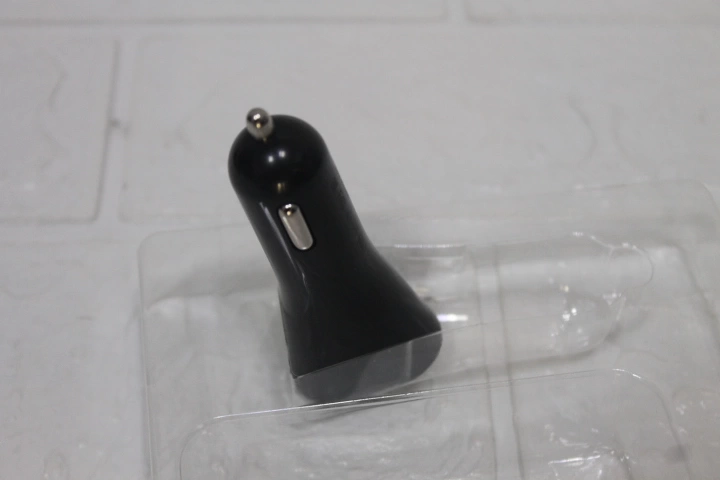 Автомобильное зарядное устройство Билайн 2 USB выхода