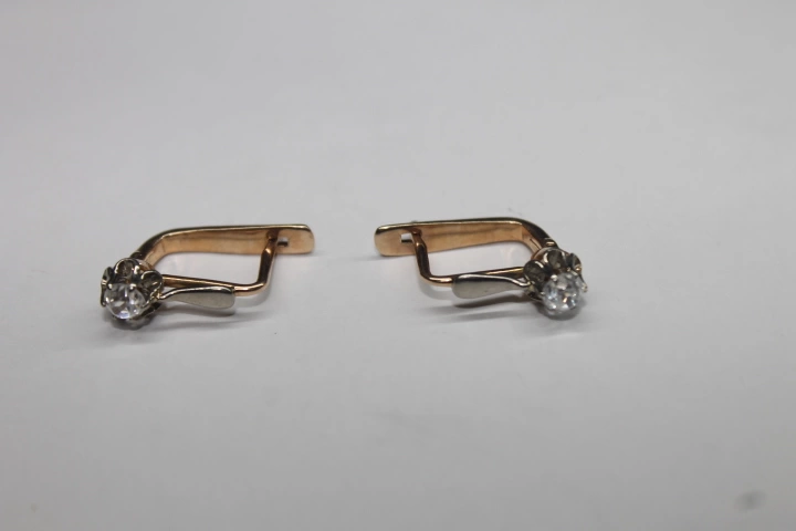 Серьги  золотые 583 проба 3,430 гр. 1 см. ФМ
