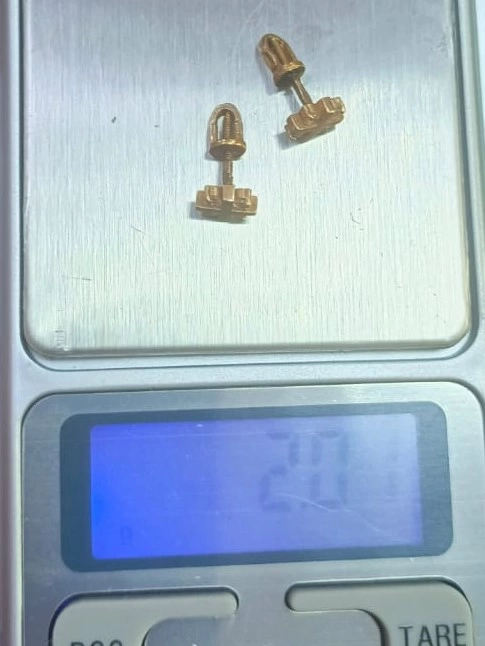 Лом (золото) 585 проба 2,01 гр.