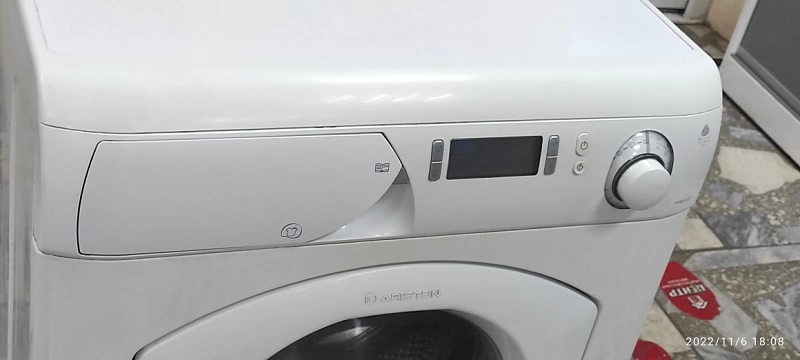 Стиральная машина Hotpoint Ariston AVSD 107 EX
