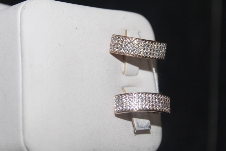 Серьги золотые с камнями  585 проба 3,63 гр. 2 см. ФМ