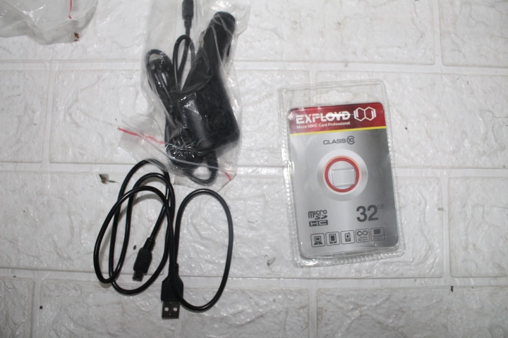 Навигатор Dexp Auriga DS501