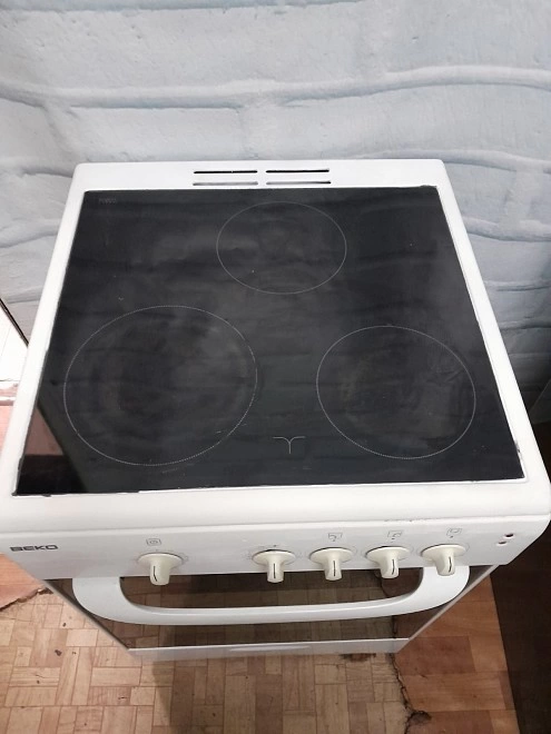 Электропечь Beko CSS 48100