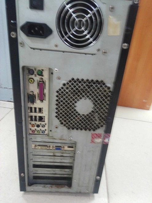 Системный блок Microlab AMD Athlon 4200+ 2.21Ггц/ОЗУ 2Гб/hdd 500Гб/GT 240