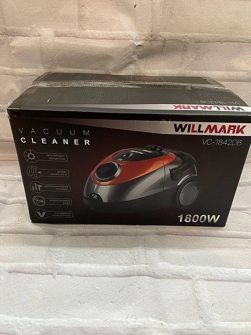 Пылесос Willmark VC-1842DB