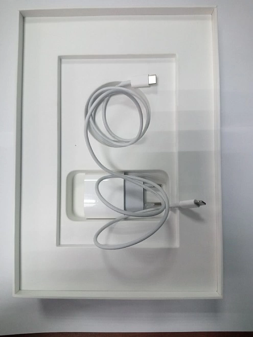 Планшетный компьютер Apple  iPad 9-го поколения