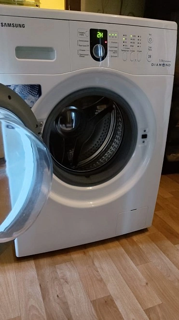 Стиральная машина Samsung WF8500NHW