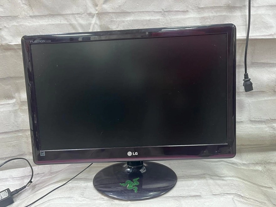 Монитор LG Flatron E2350S