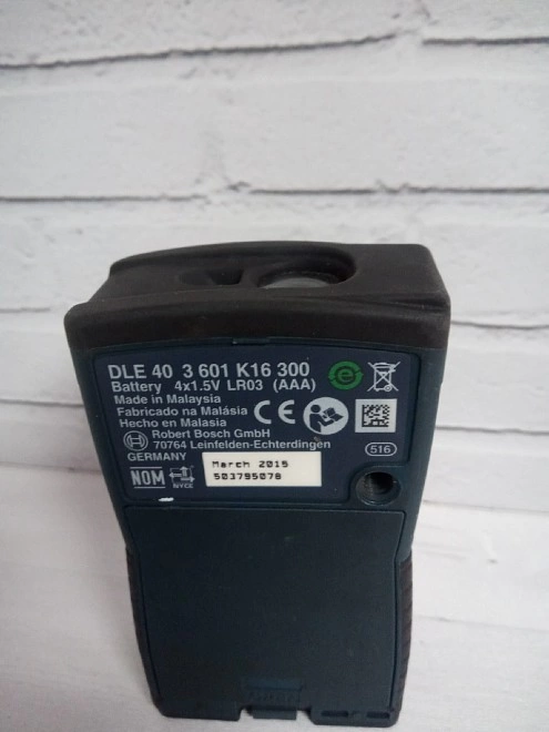 Лазерный дальномер (рулетка) Bosch DLE 40 (0 601 016 300)