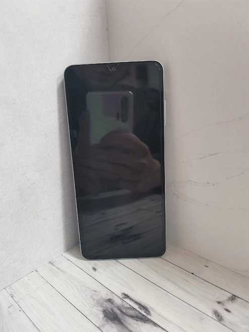 Смартфон Samsung A06 4/64