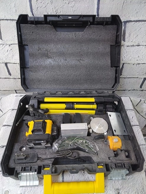 Уровень лазерный DeWALT 4D 360