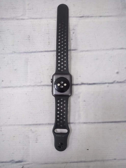 Часы наручные Apple Watch Series 3 42mm