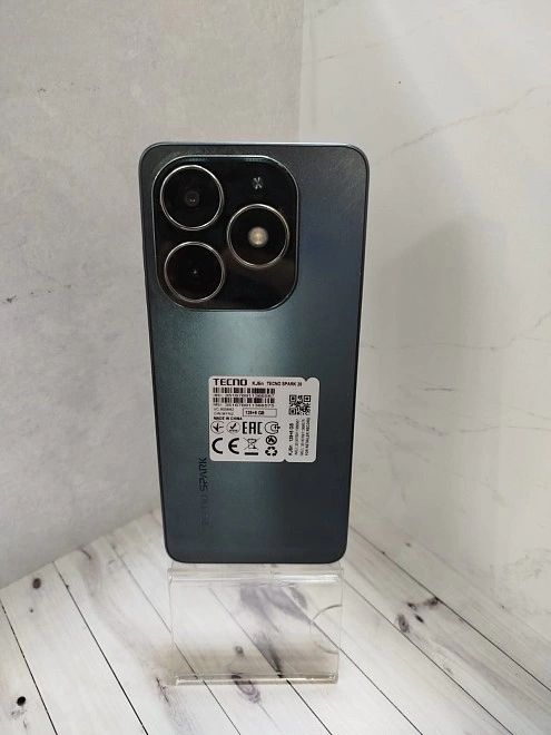 Смартфон TECNO SPARK 20