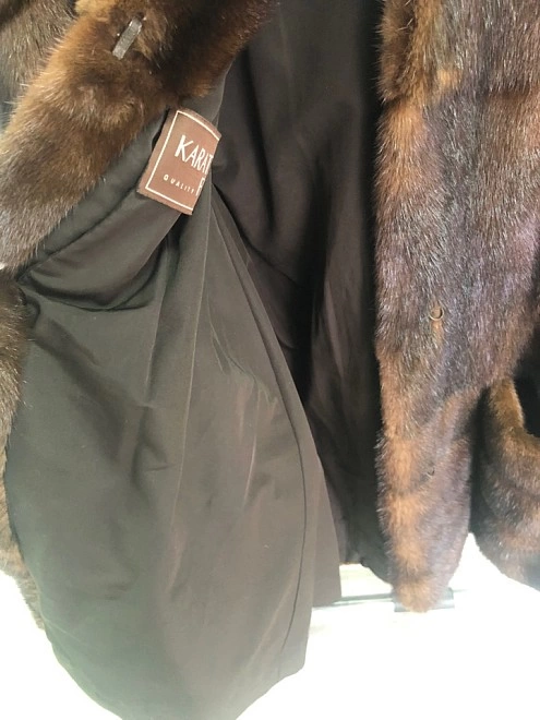 Шуба KARATZAS FURS с капюшоном 48-50р 