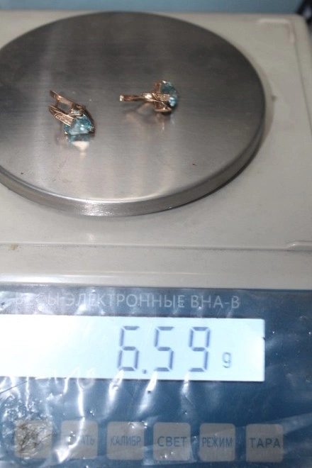 Серьги золотые с камнями  585 проба 6,59 гр. 1,5 см (ФМ)