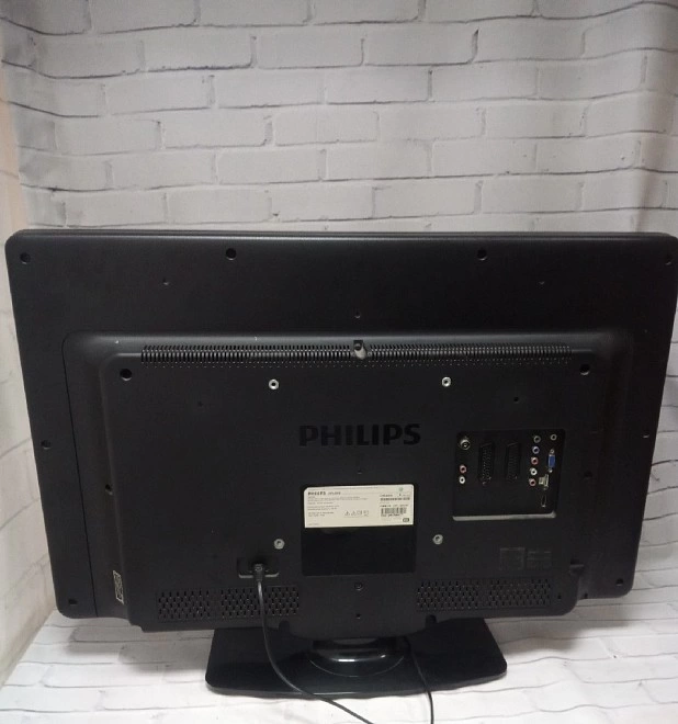 Телевизор PHILIPS 32PFL3605/60