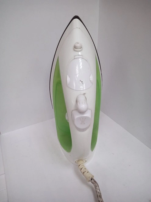Утюг Irit IR-2221