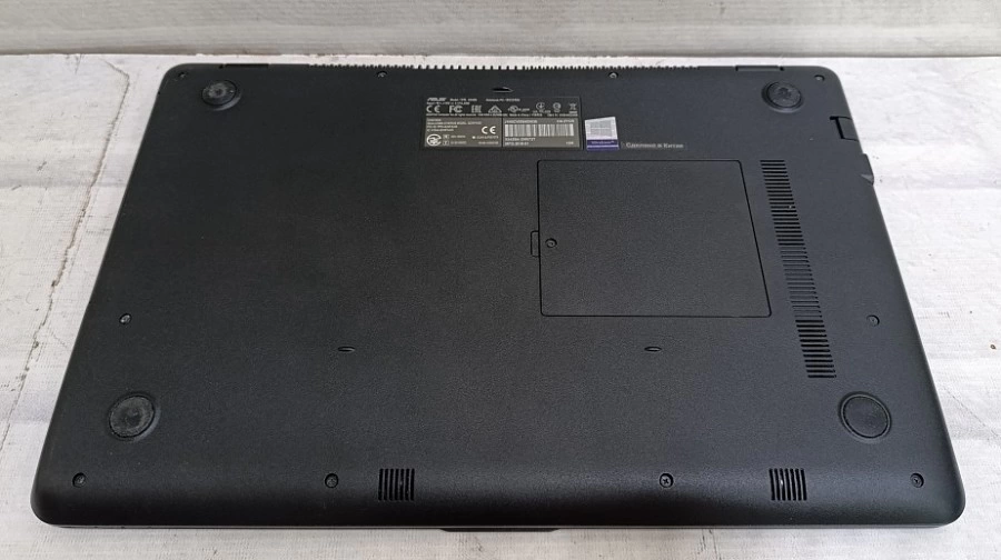 Ноутбук ASUS AMD A9 9420 3GHz/ОЗУ 8Gb/HDD 500Gb/Radeon R5