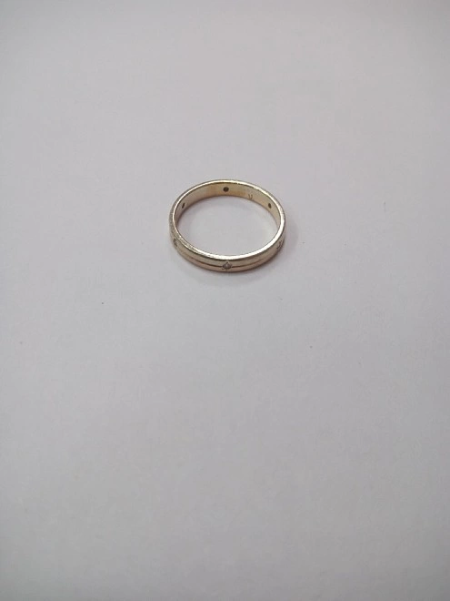 Кольцо  золотое 585 проба 2,26 гр. 16,5 р-р.(ФМ)