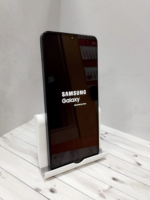 Смартфон Samsung A06 4/128Gb