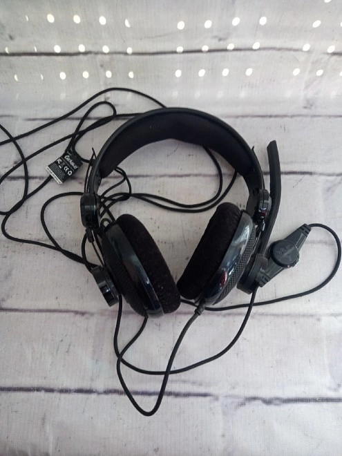 Наушники Razer Carcharias
