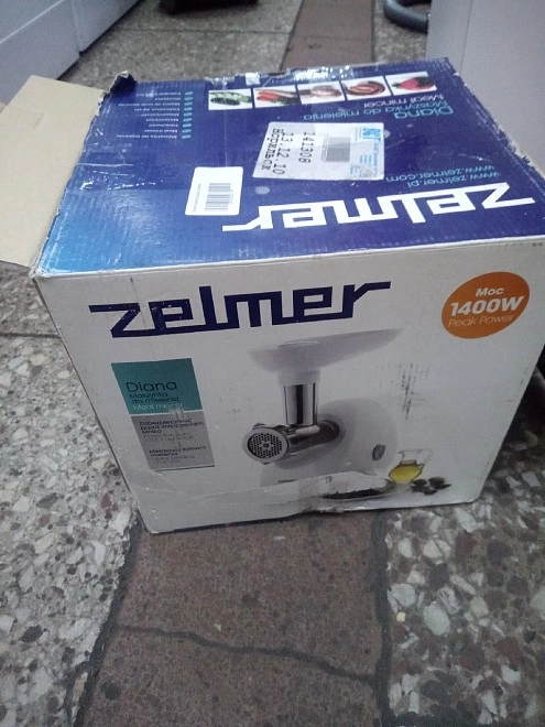 Электромясорубка Zelmer 886.5 BE