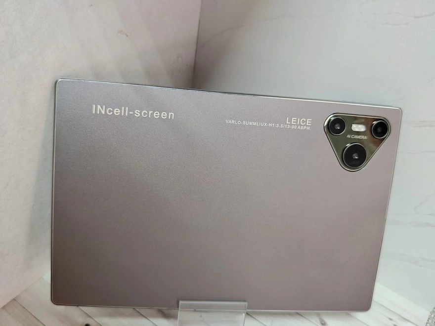 Планшетный компьютер LEICE  P70 Ultra