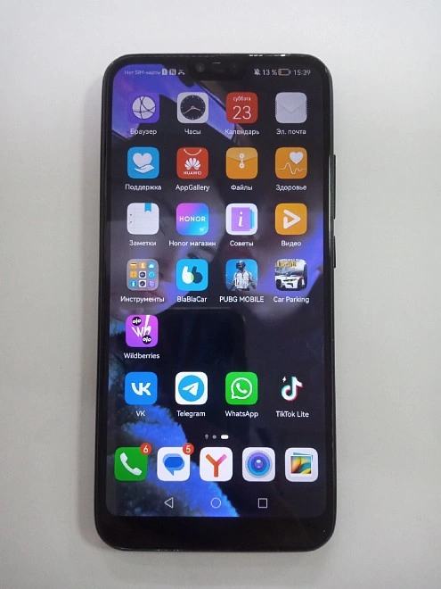 Смартфон Honor 10