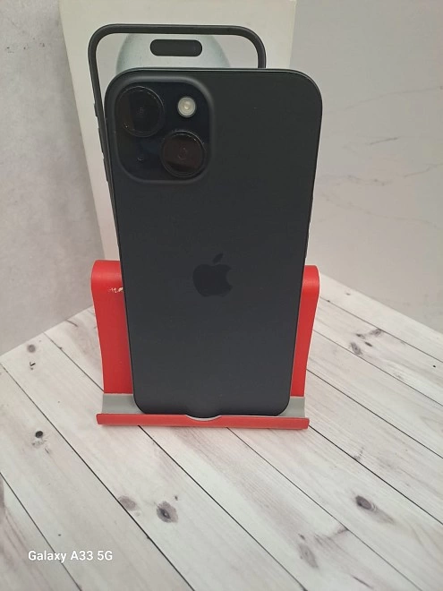 Смартфон Apple iPhone 15 6/128 ГБ