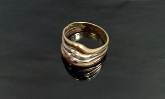 Кольцо  золотое 585 проба 4,666 гр 20 размер