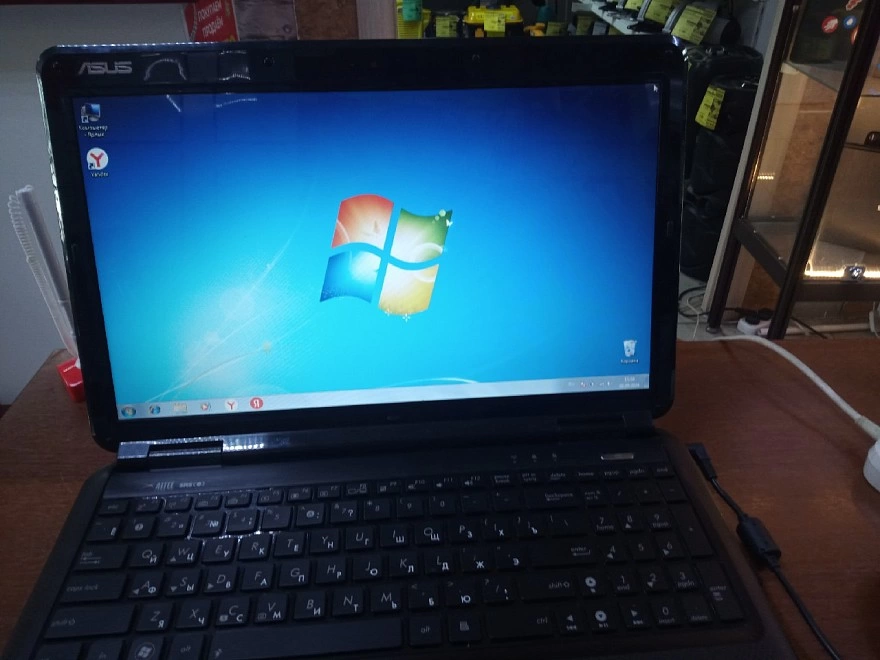 Ноутбук ASUS PRO50IJ intel Celeron T3000/2,10GHz/ 2 ГБ/1Gb/320g