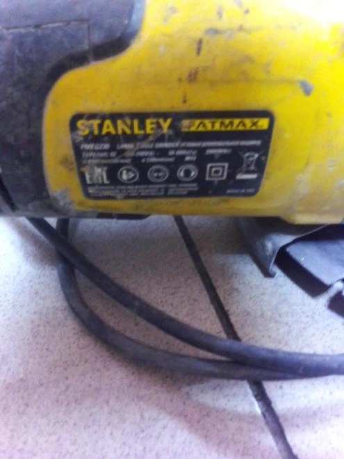 Болгарка Stanley G230