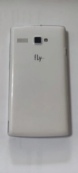 Смартфон Fly FS401