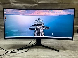 Монитор Xiaomi Redmi Curved Display
