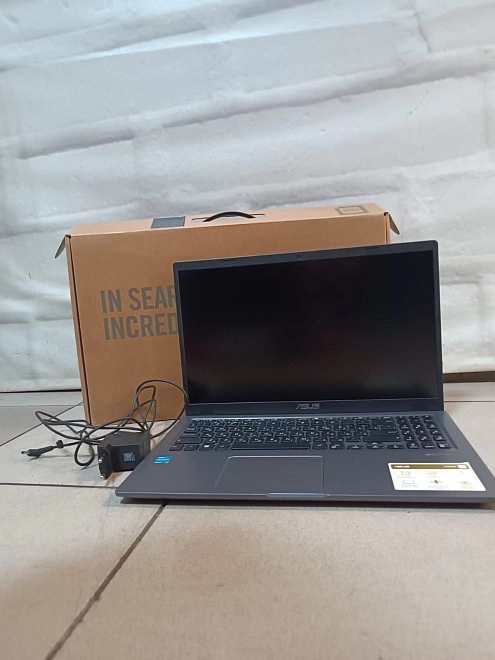 Ноутбук Asus X515E