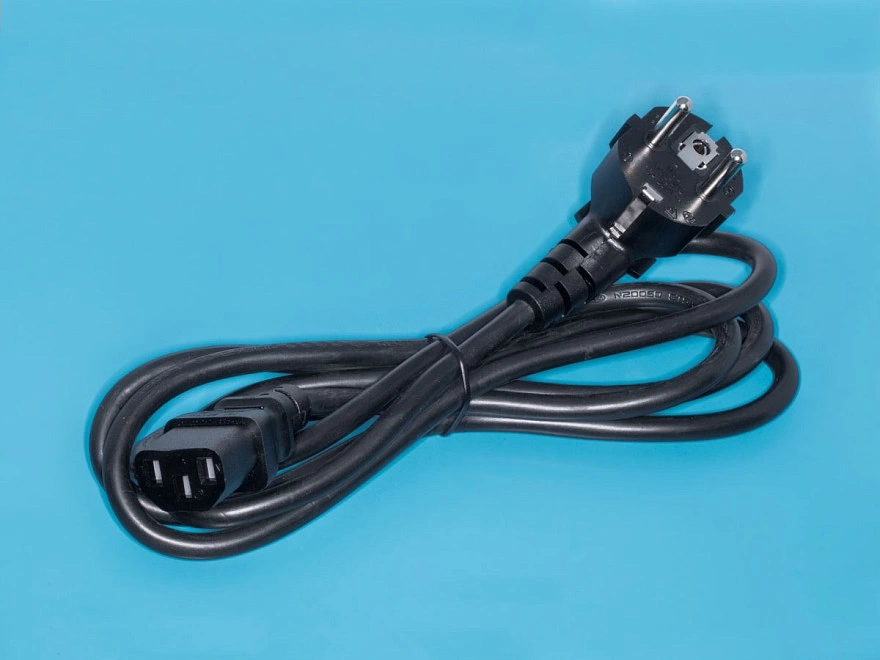 Сетевой кабель 220V  1,2м