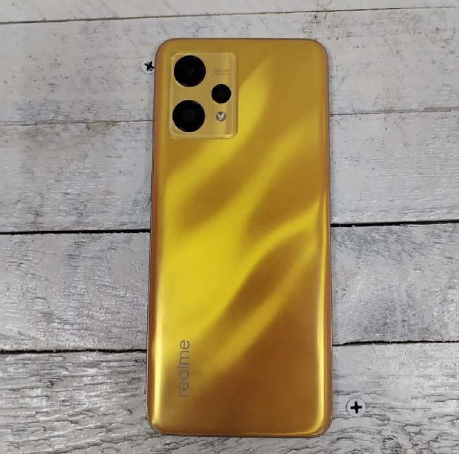 Смартфон Realme 9 8/128 GB