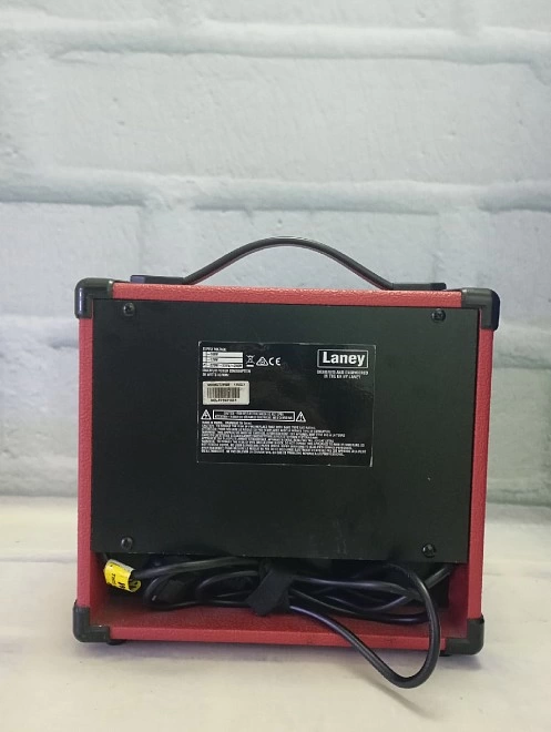 Комбоусилитель Laney LX15B