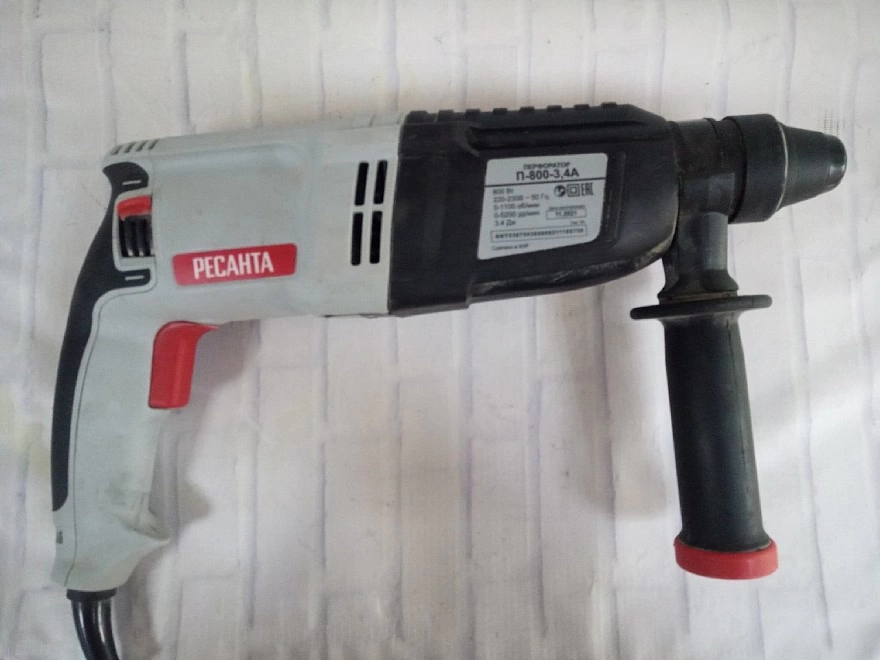 Перфоратор РЕСАНТА  П-800-3.4А