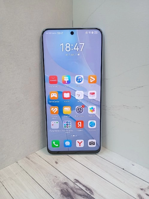 Смартфон HUAWEI Nova 13i 256 ГБ