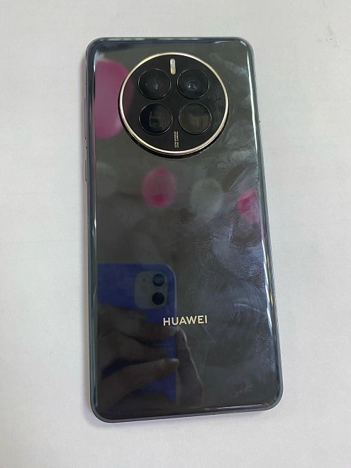 Смартфон HUAWEI Mate 50