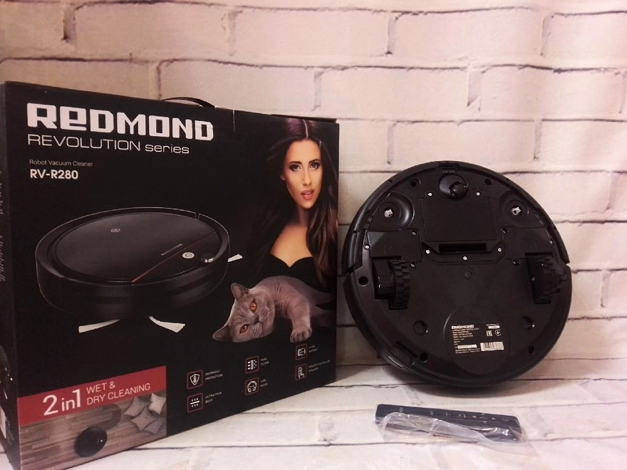 Пылесос REDMOND RV-R280